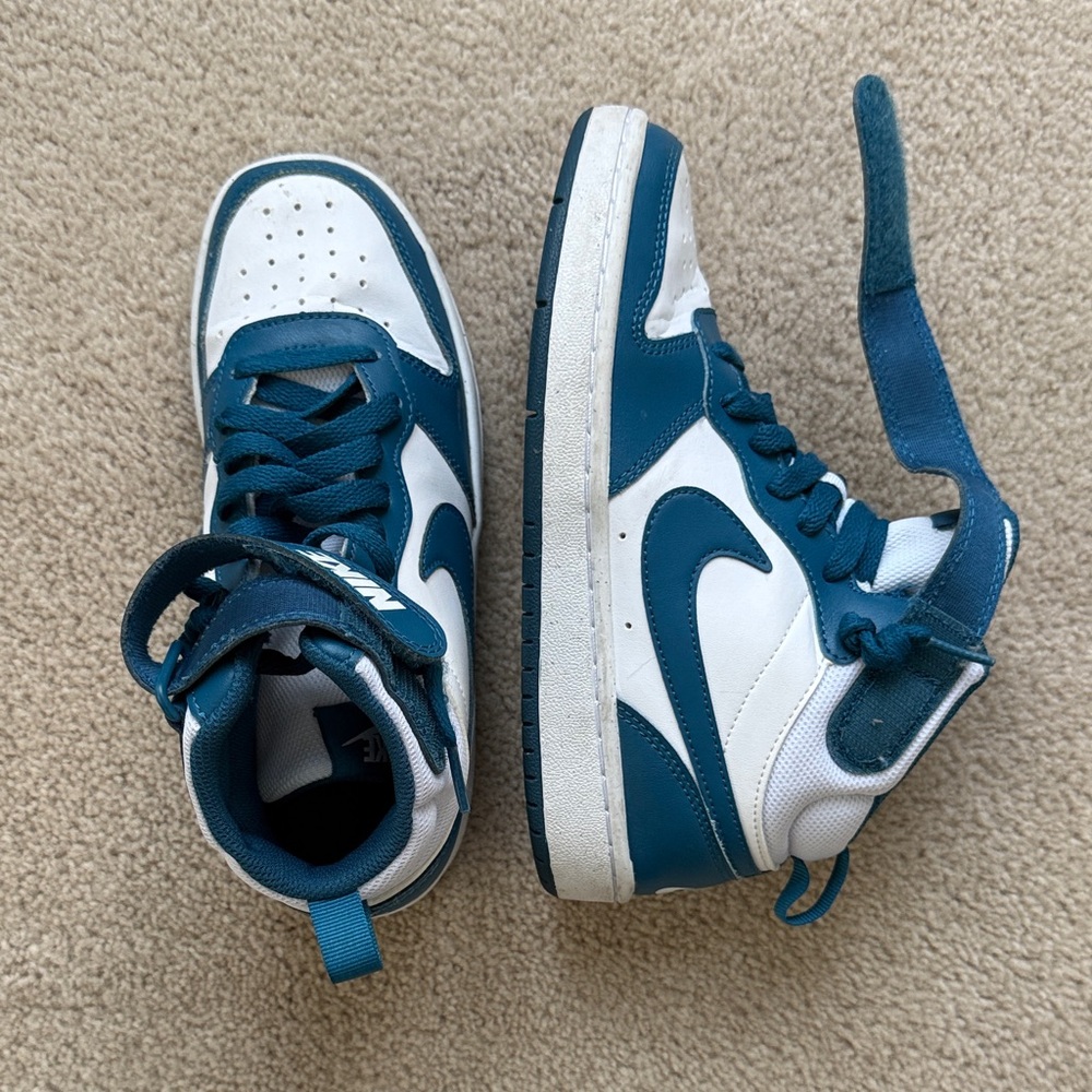 Nike Kids Teal and White High-Top Sneakers